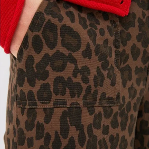 NEW LE JEAN Dark Leopard Utility Soft Barrel Jean- Size 31 - Picture 3 of 7